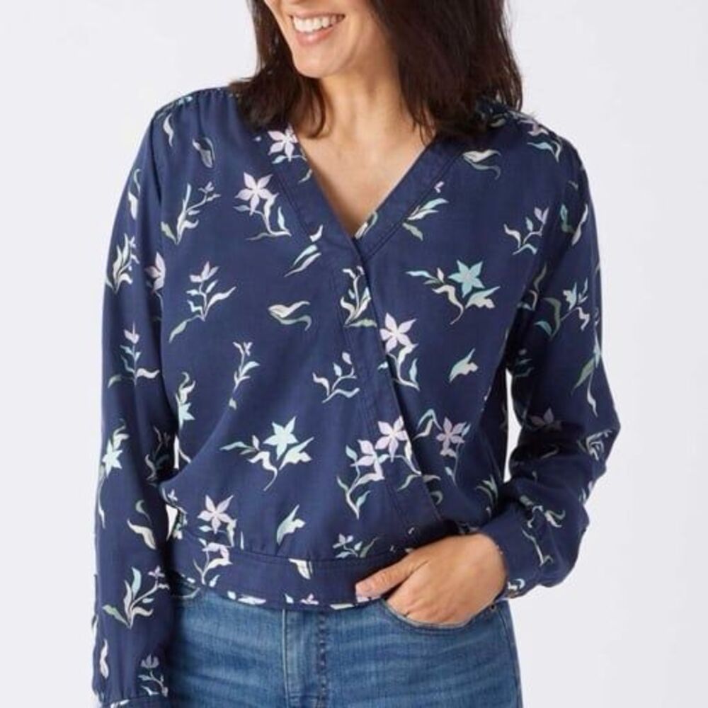 Duluth Trading Company Women's Tencel Printed Wrap Shirt NWT